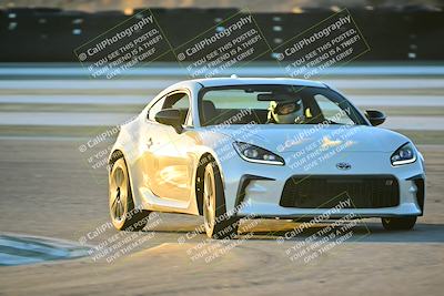 media/Nov-02-2025-Speed Ventures (Sun) [[c948a89870]]/Blue/Session 4/